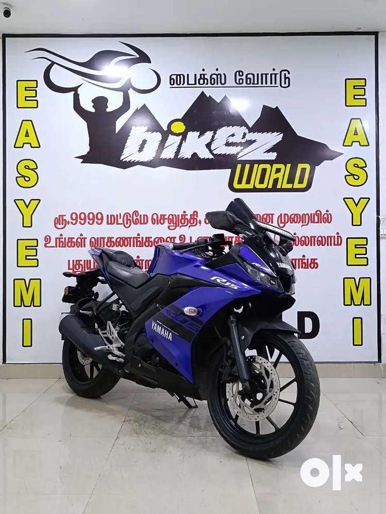YAMAHA R15 V3 SINGLE OWNER BRAND NEW CONDITION