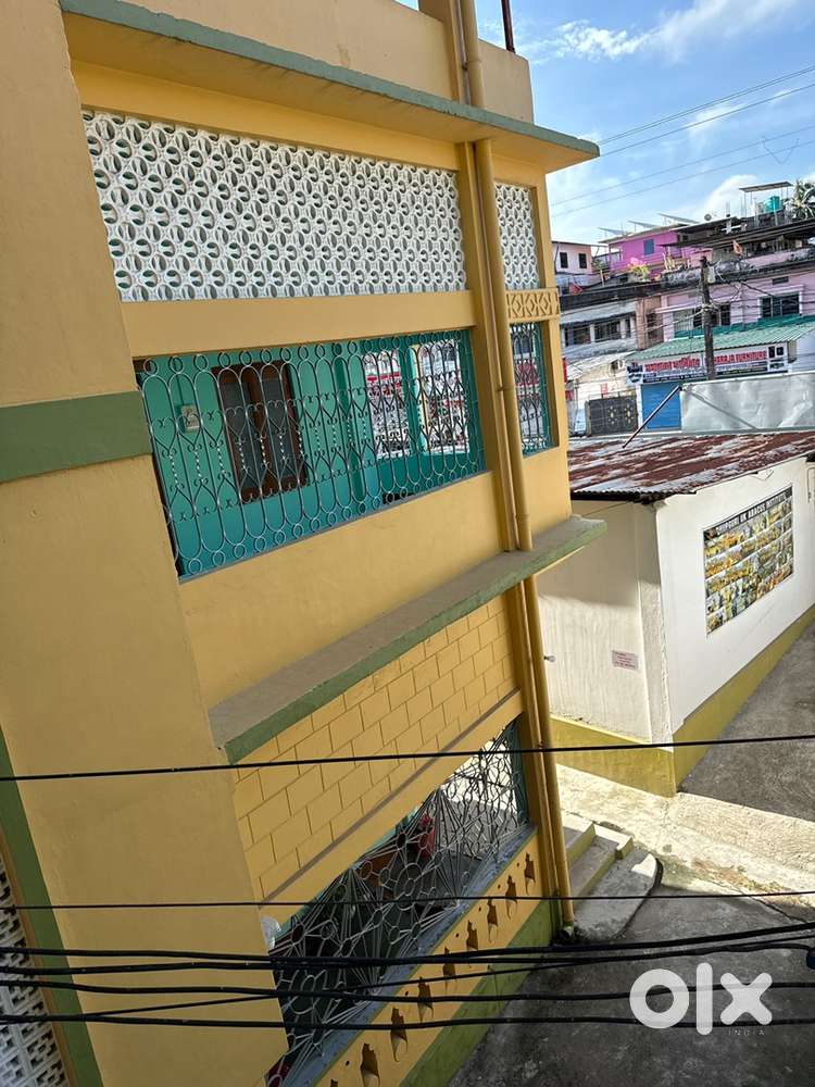 Independent Floor for rent