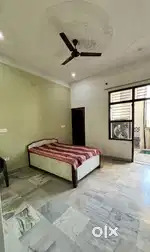 Pg and independent rooms