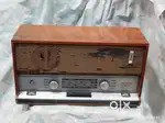 Vintage very old Murphy volvu Radio. Radio is on condition