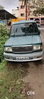 Toyota Qualis 2002 Diesel 200000 Km Driven
