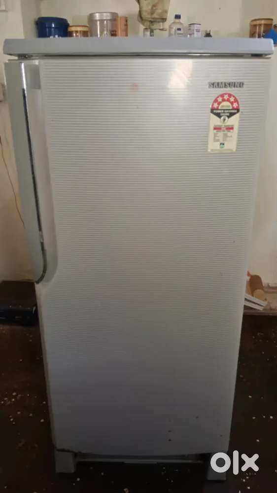 Single door fridge.  Samsung   good working