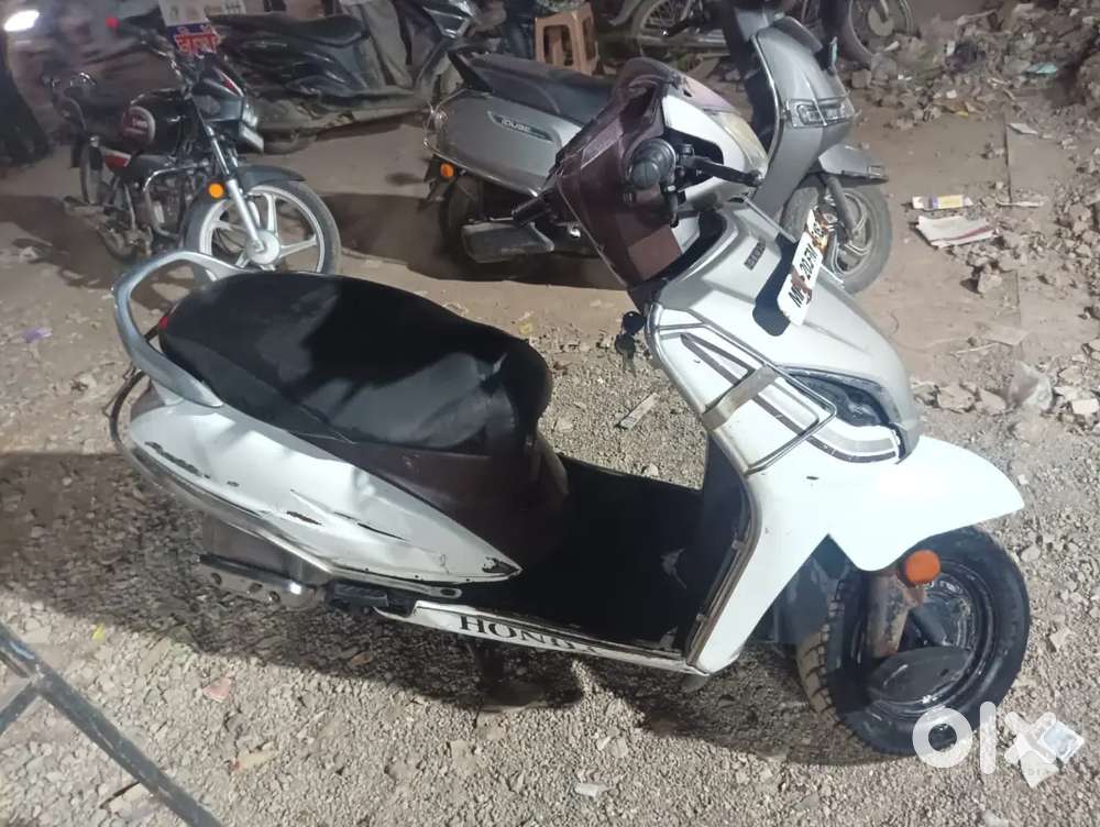 best condition one hand uses tyre is niw