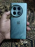 OnePlus 12