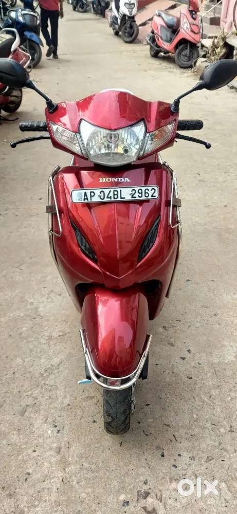 Honda Activa 4g excellent condition come and check