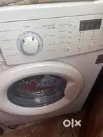 LG 5.5 kg fully automatic front load washing machine