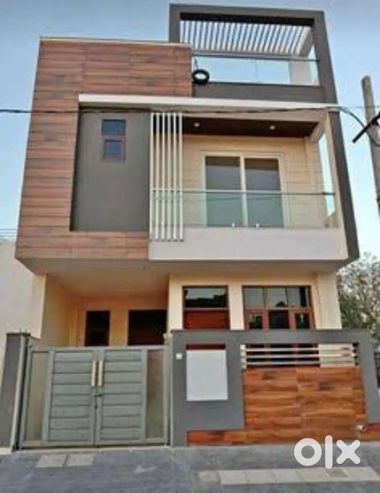 Three bhk set with two washrooms car parking near market sector seven