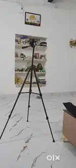 Tripod stand