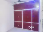 1 room set available for rent