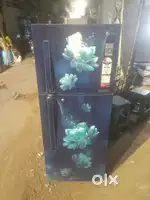 Lg smart inverter refrigerator 260 litters running condition.
