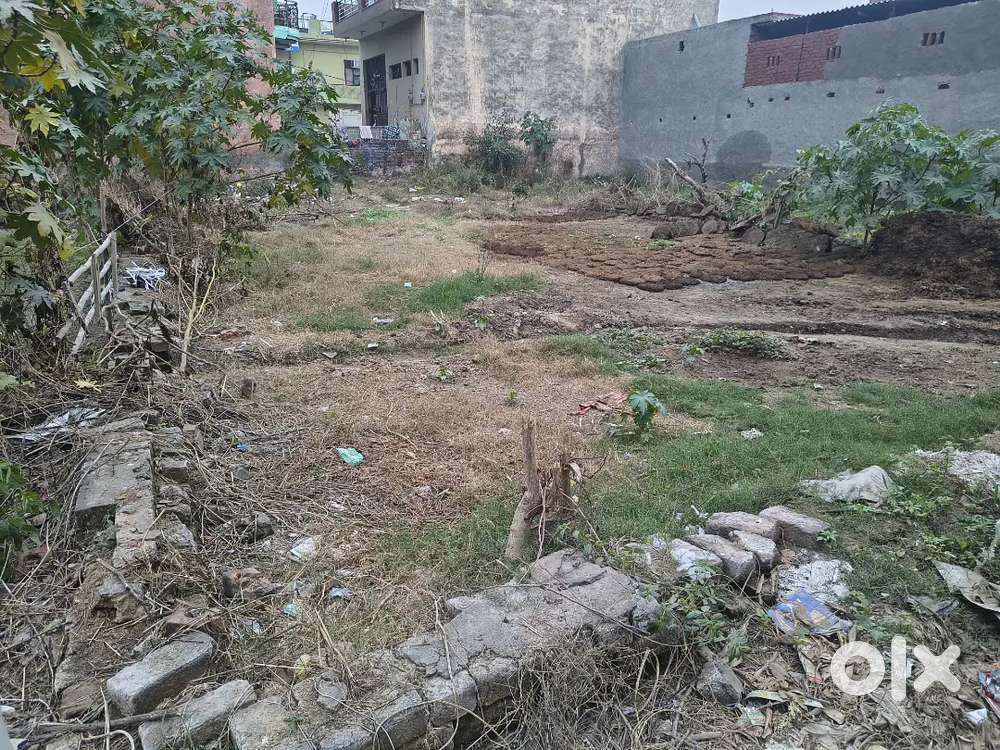 238 Gaj Plot in Ram Vihar Colony Near NPS School