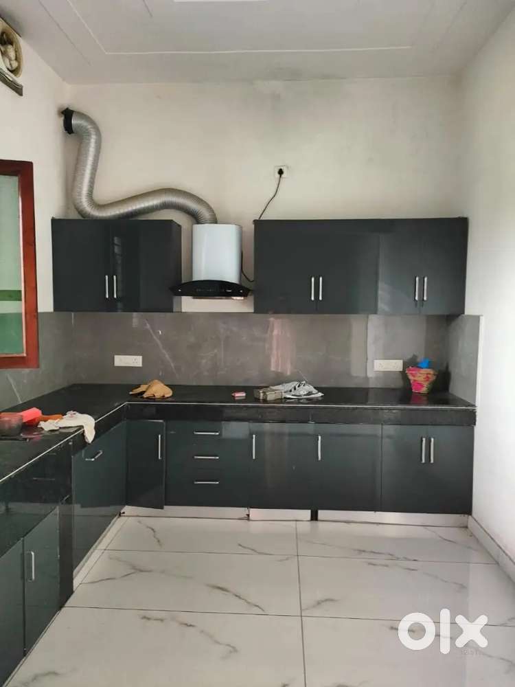 1st Floor for rent in Defence Colony Ambala Cantt