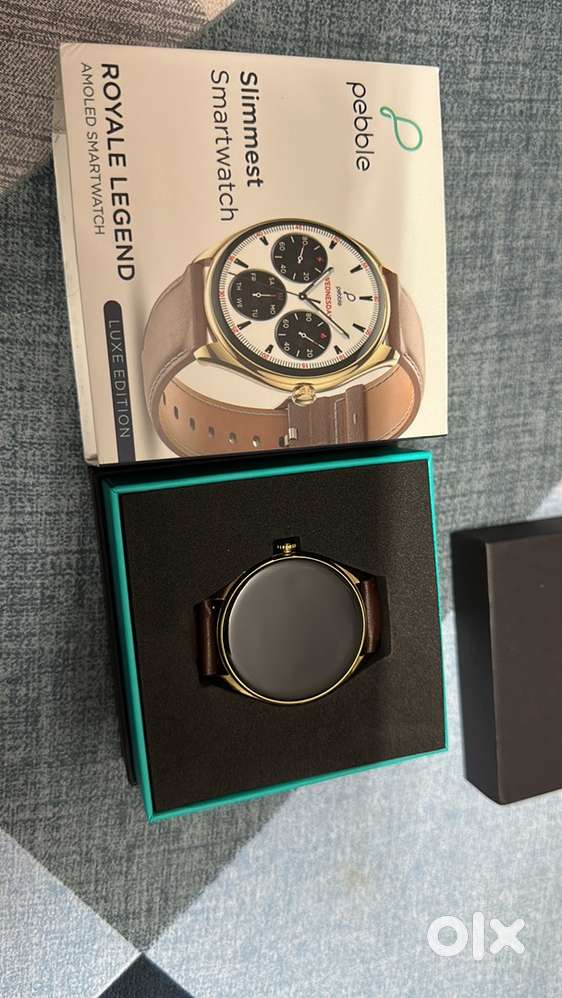 Pebble Royale Legend smart watch