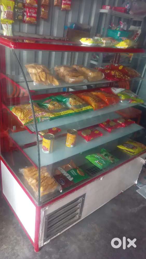 4ft cake cooling  display counter