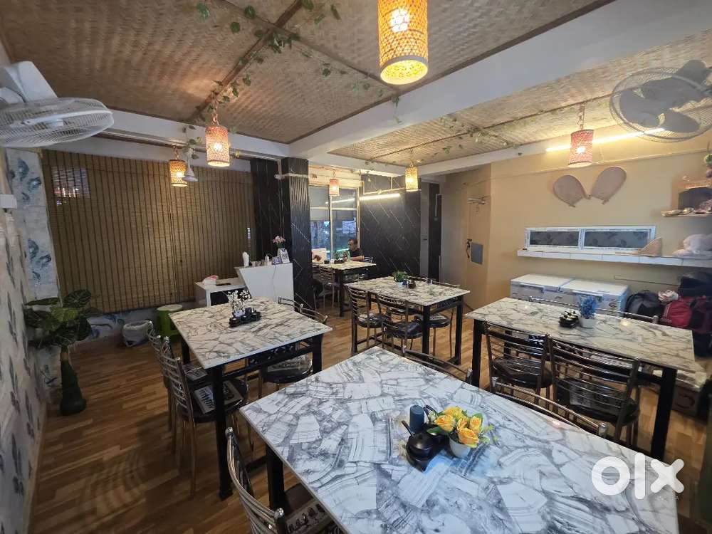 Restaurant.  For rent  ,at sixmile sarswati market.
