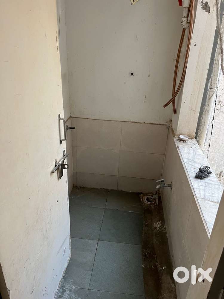 Family n bachelor both allowed