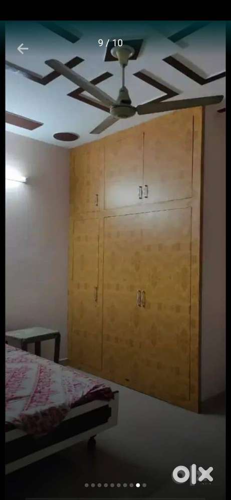 2 BHK First Floor on Rent - Ideal for Pure Veg Family
