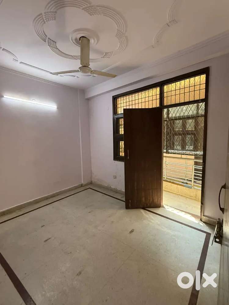 2bhk semi furnished flat