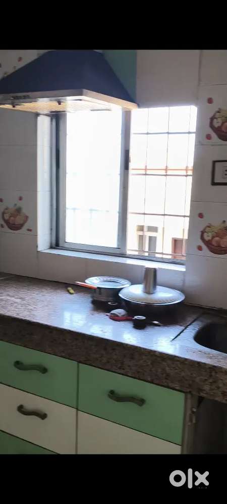 I need a one girl full furnished flat please contact me