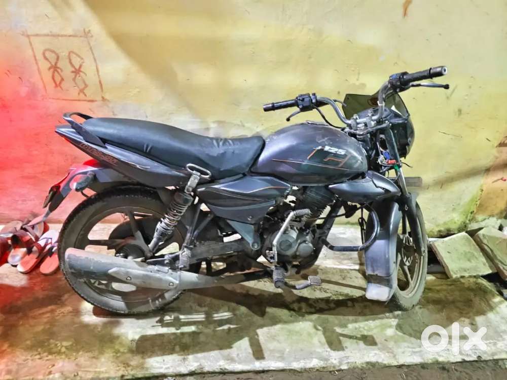 Bajaj xcd 125cc  70+ mileage  Bike me koi Kam nhi he