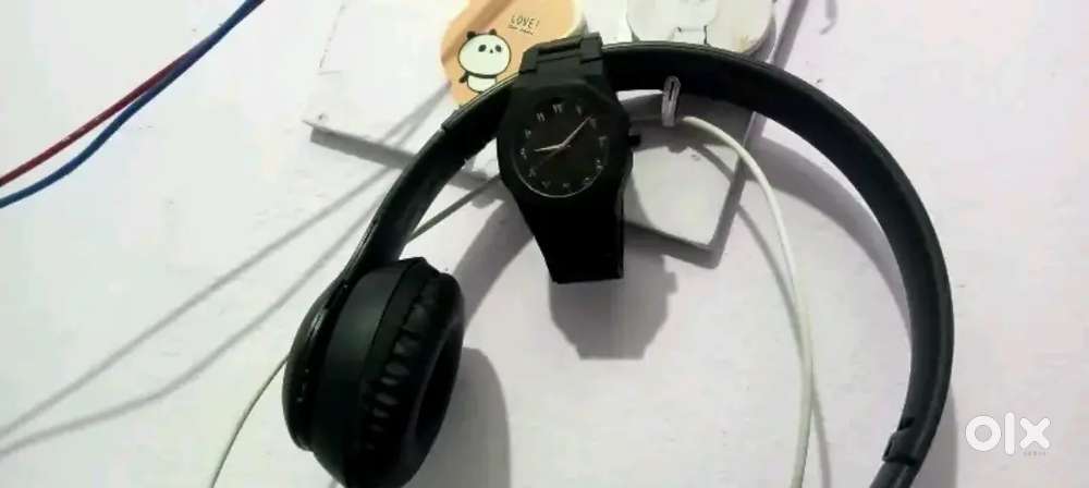 aura arabi watch, black watch