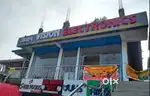 Electronics retail showroom
