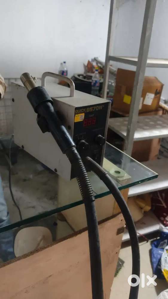 Hot gun and power supply