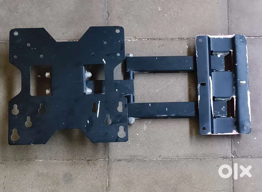TV mounting bracket Adjustable