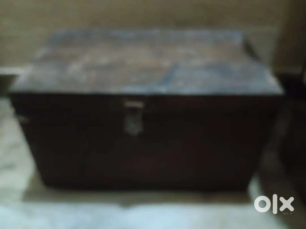 I want sell wood box and ita chancha