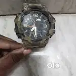 V2A camouflage military watch