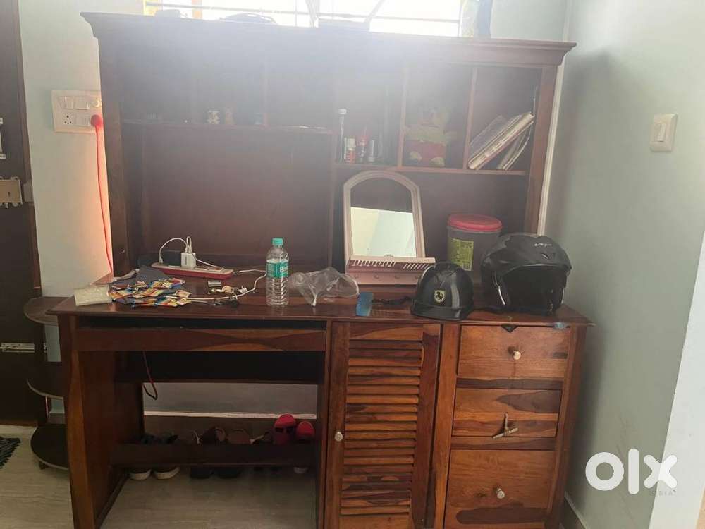 Computer Cum Reading Table