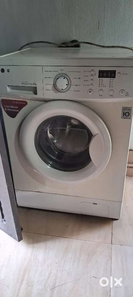 L G 6 kg front load  white colour