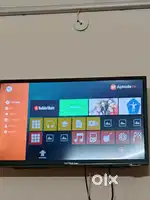 32 inches smart TV for sale..