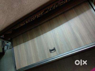 Dining table , other household items & dotmatrix printer