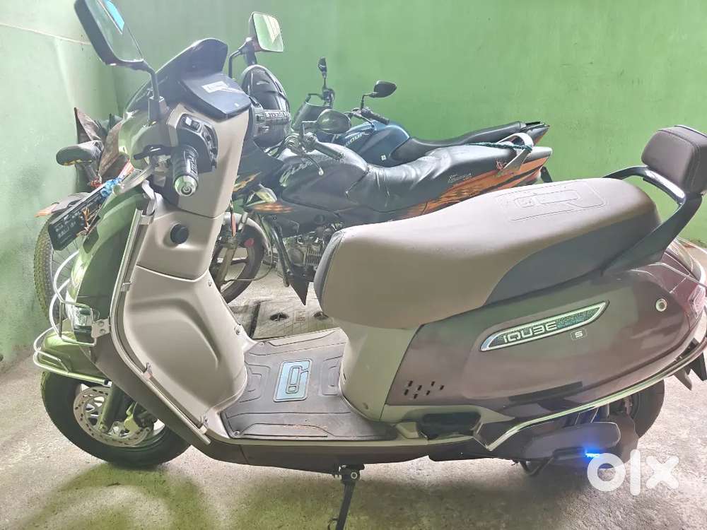 TVS IQUBE S BEIGE BRONZE 2Months old Vehicle