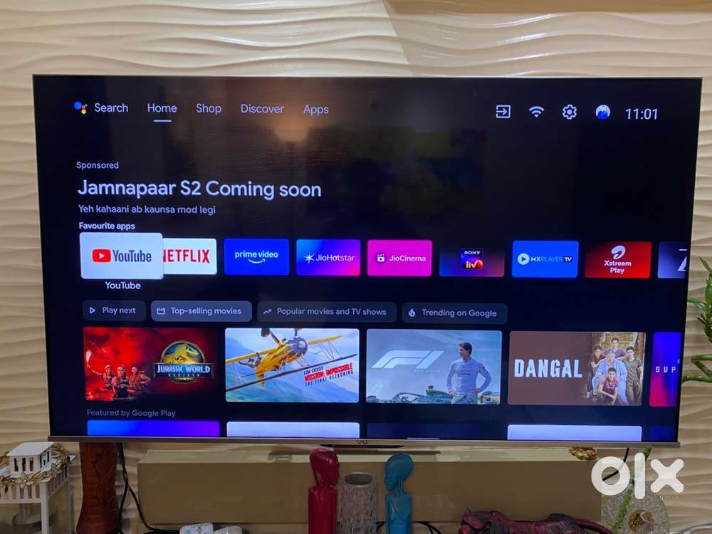 Selling VU QLED 65 Inch