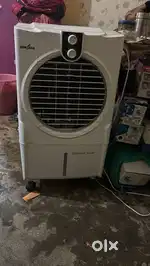 Kenstar 27 L cooler