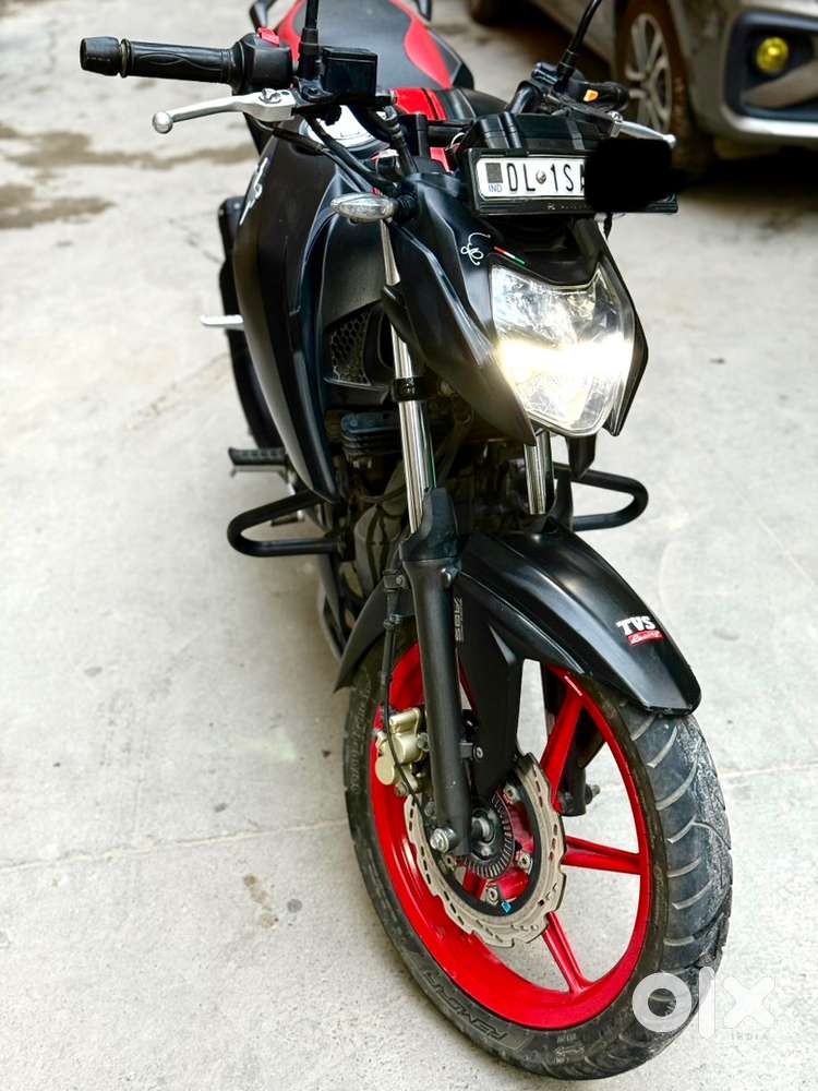 TVS Apache RTR 160 4V Special Edition