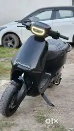 Well maintained S1 pro in genuine condition.