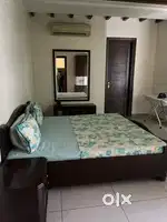 FOR RENT 3BHK WITH LIFT SECTOR -18 2 KANAL