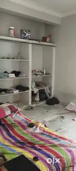 Looking for Roommates_*Men* ( 2 Members Only)