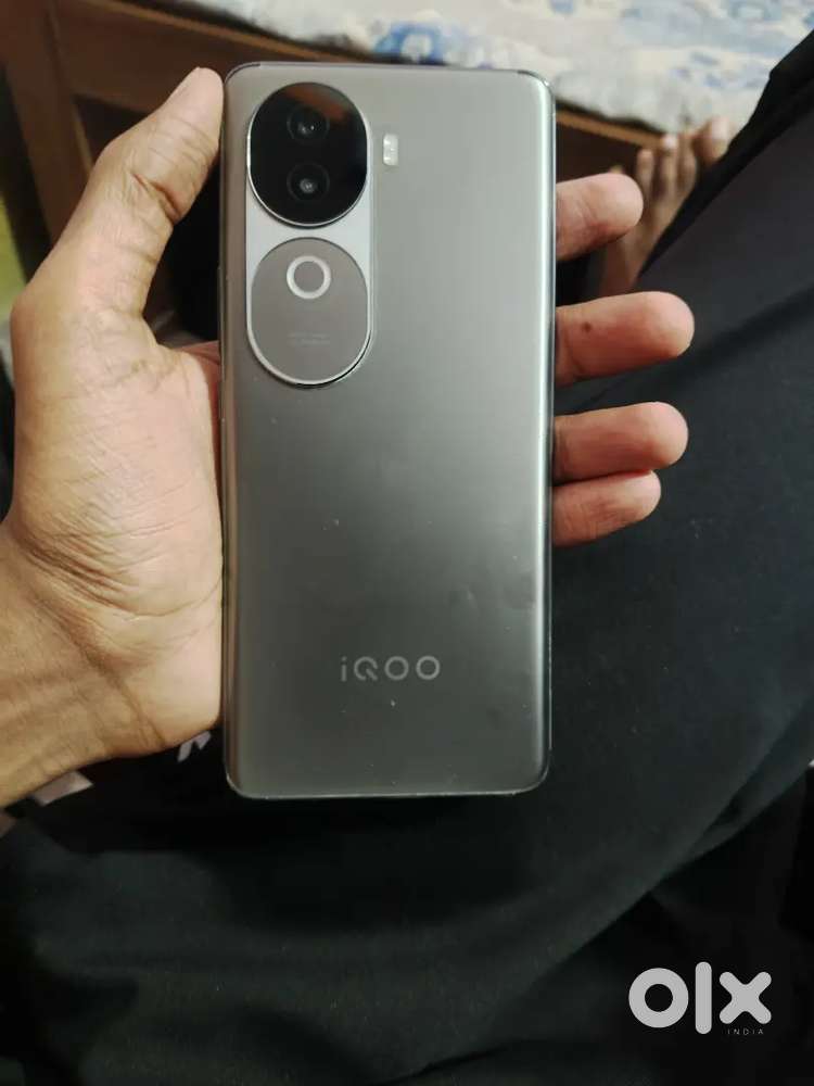 iQOO z9s 8/128