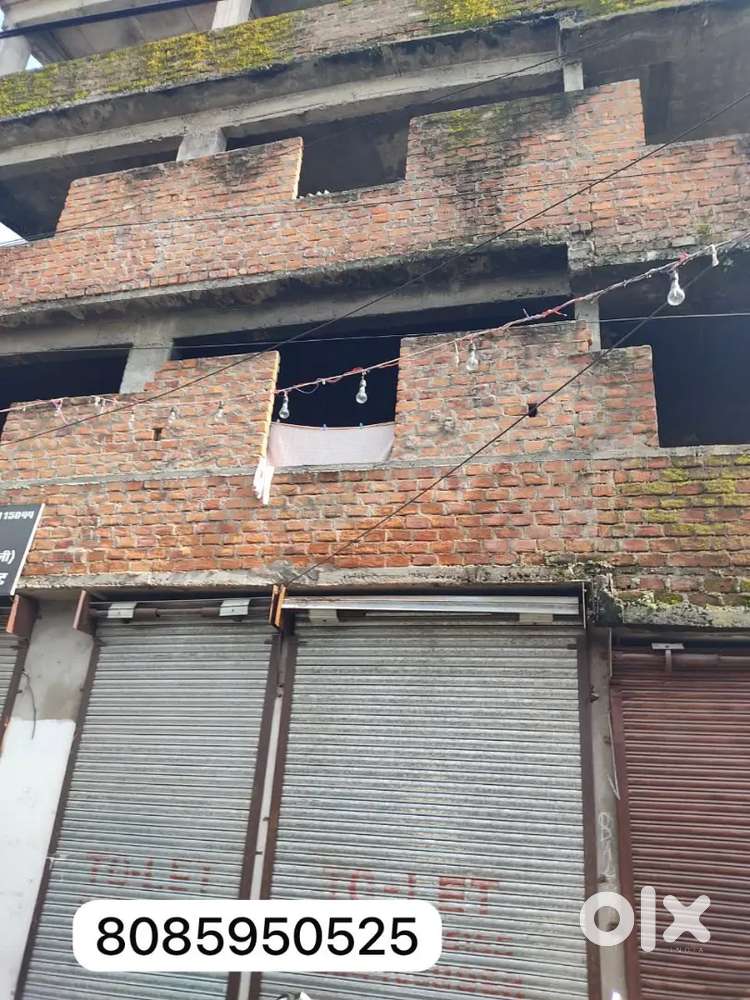 Urgent sale makan 1200 square feet main chowk market