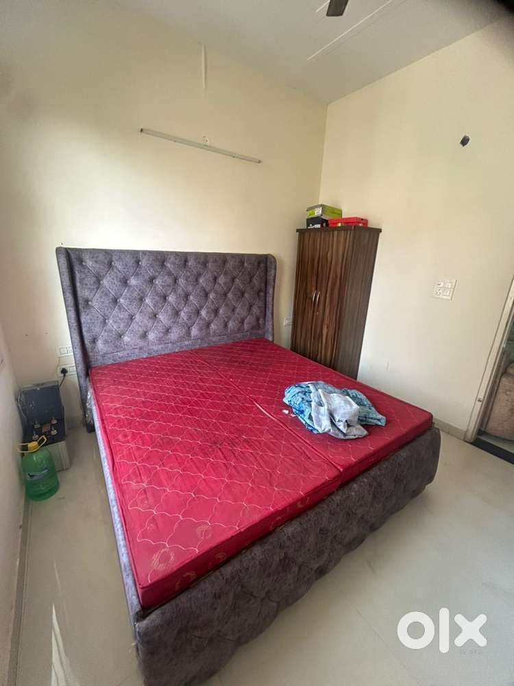 3Bhk flat for rent 23500/fully furnished sec 127 shivalik city