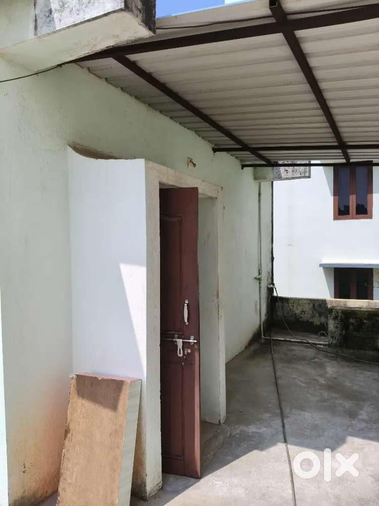 1 RK available for Rent