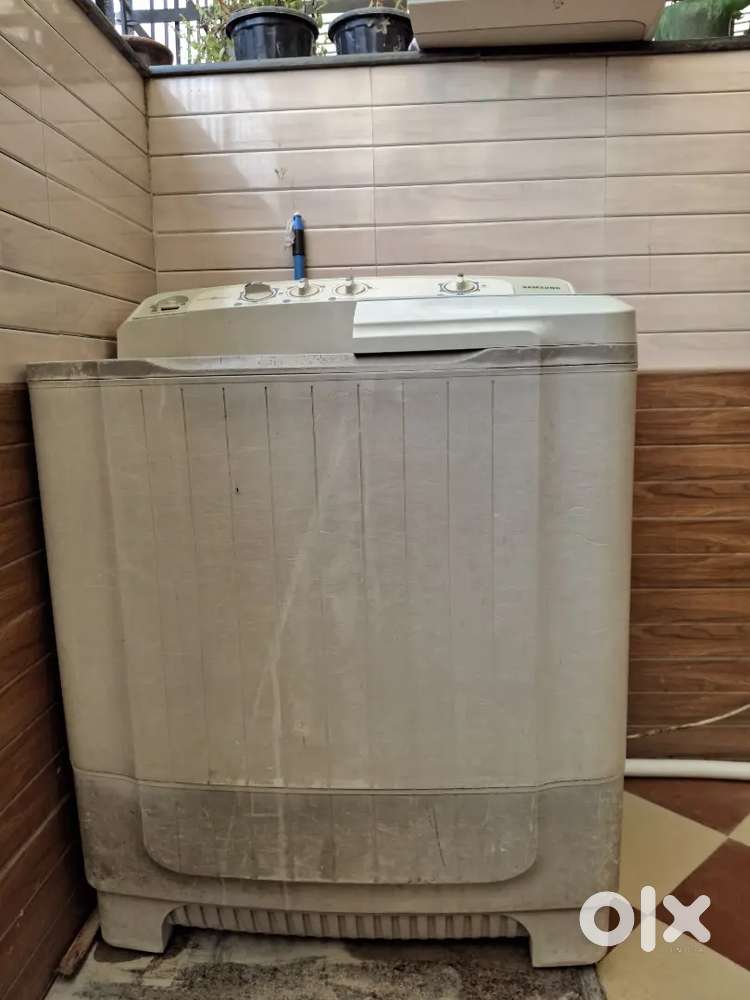 Samsung Semi Automatic Washing Machine