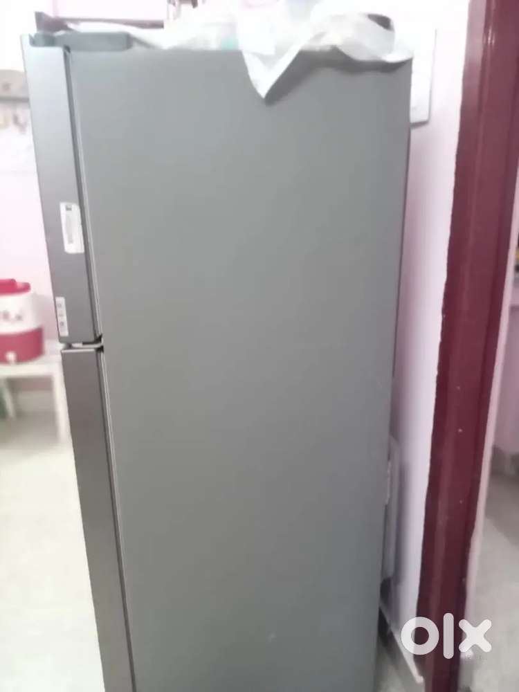 LG fridge  good condition