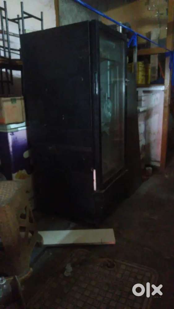 2 used freezers 1, transparent fridge