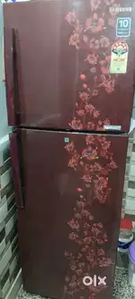 Good condition samsung refrigerator 275 ltr