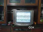 Old and gold- an amazing tv if you are  low on budget people